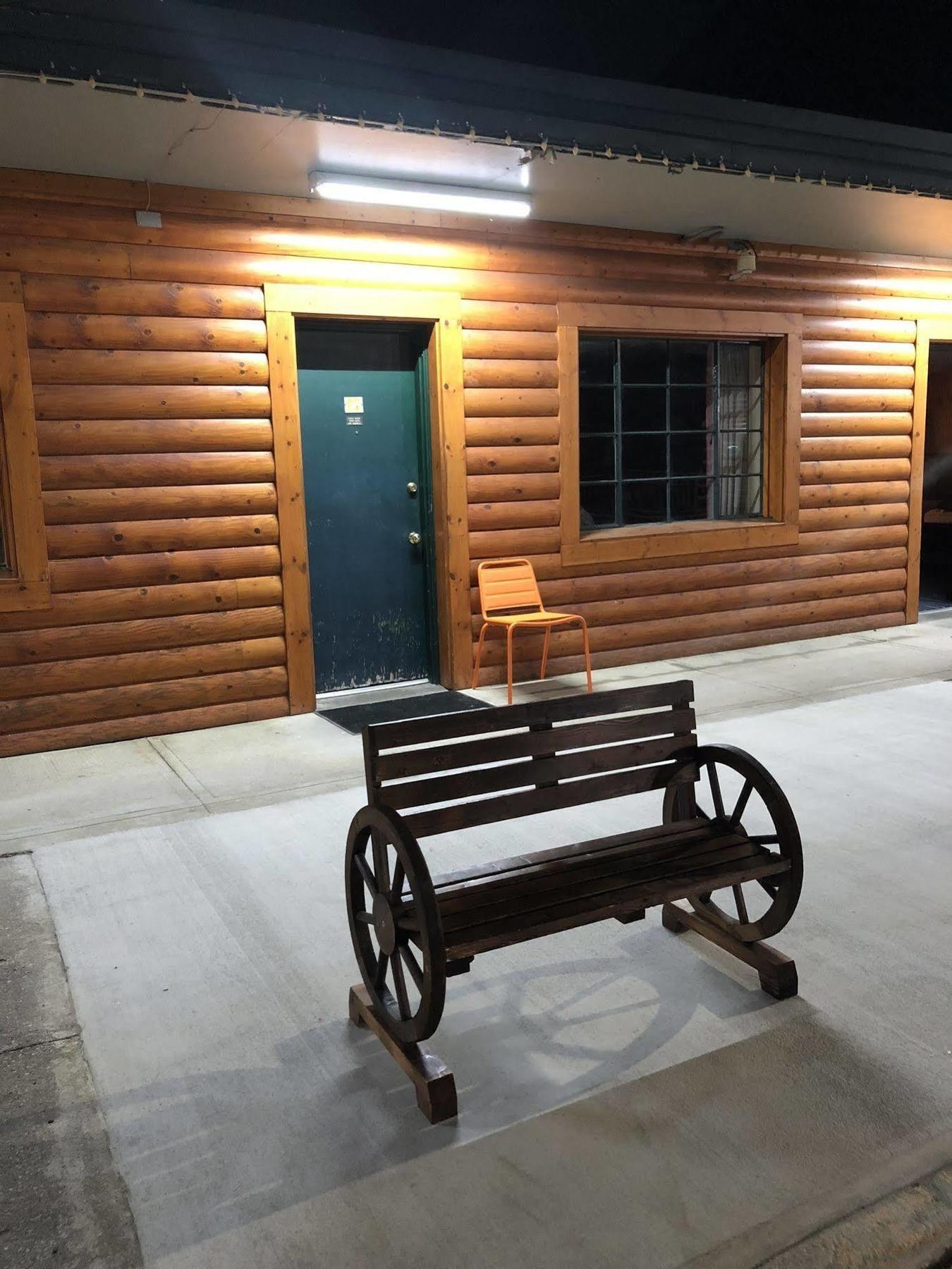 Rodeway Inn Harlan 外观 照片