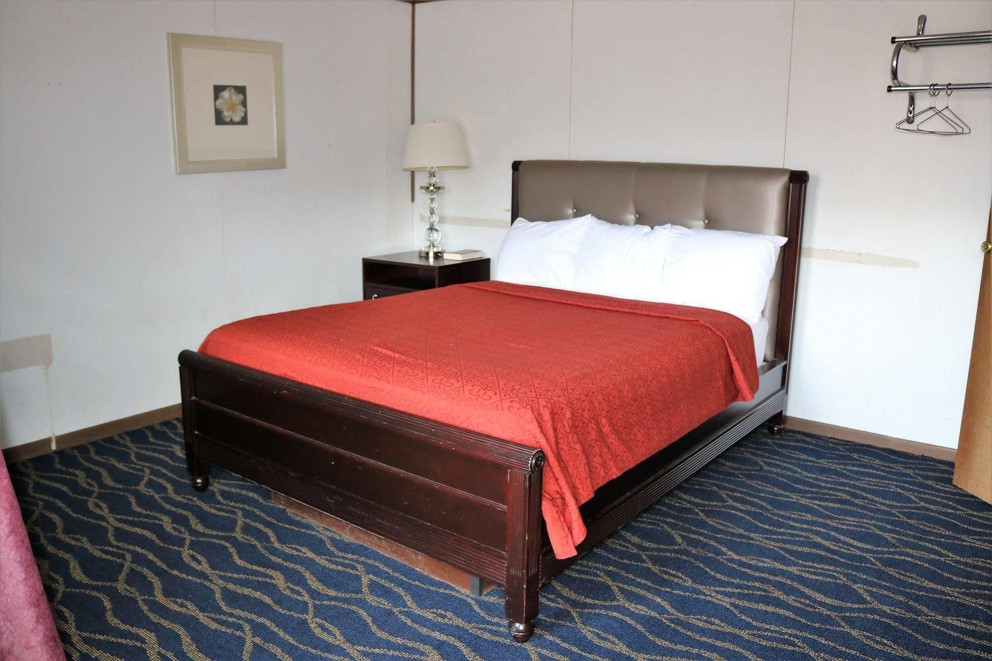 Rodeway Inn Harlan 外观 照片