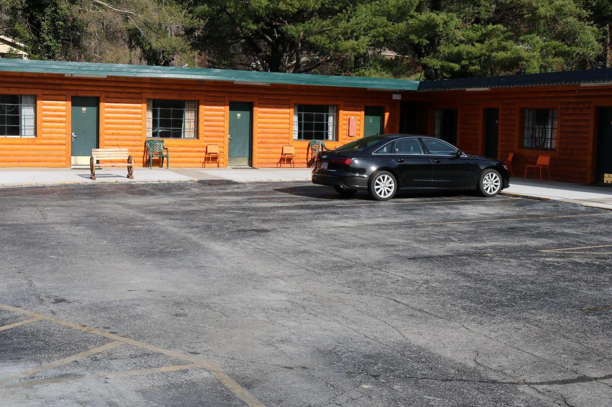 Rodeway Inn Harlan 外观 照片