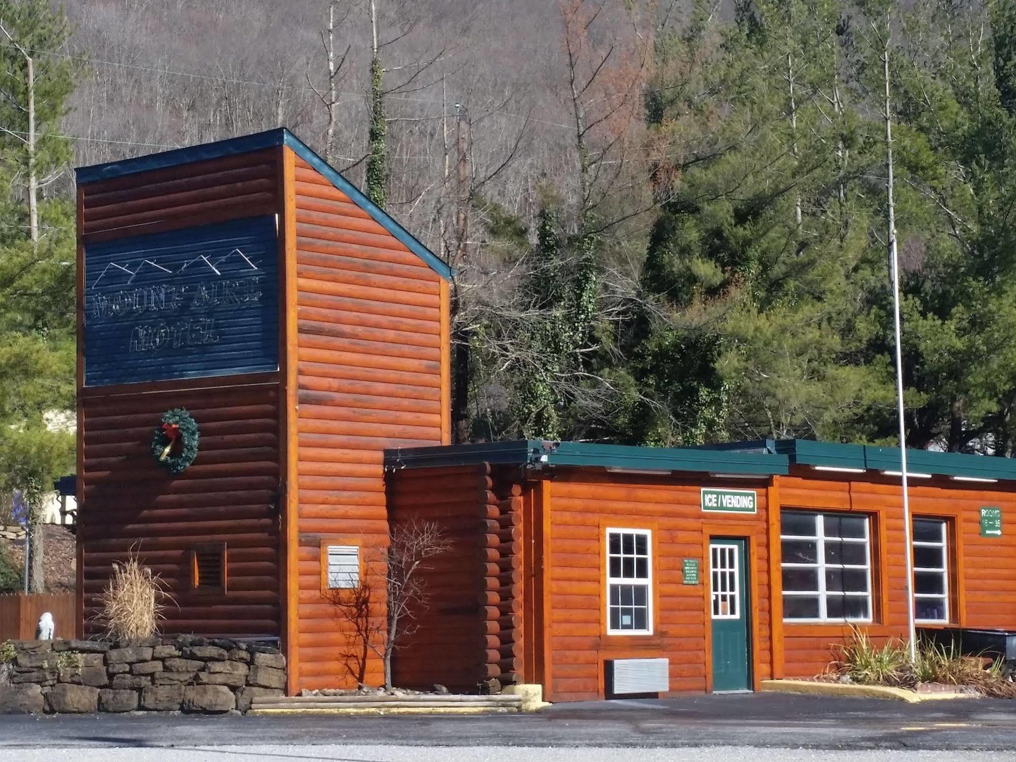 Rodeway Inn Harlan 外观 照片