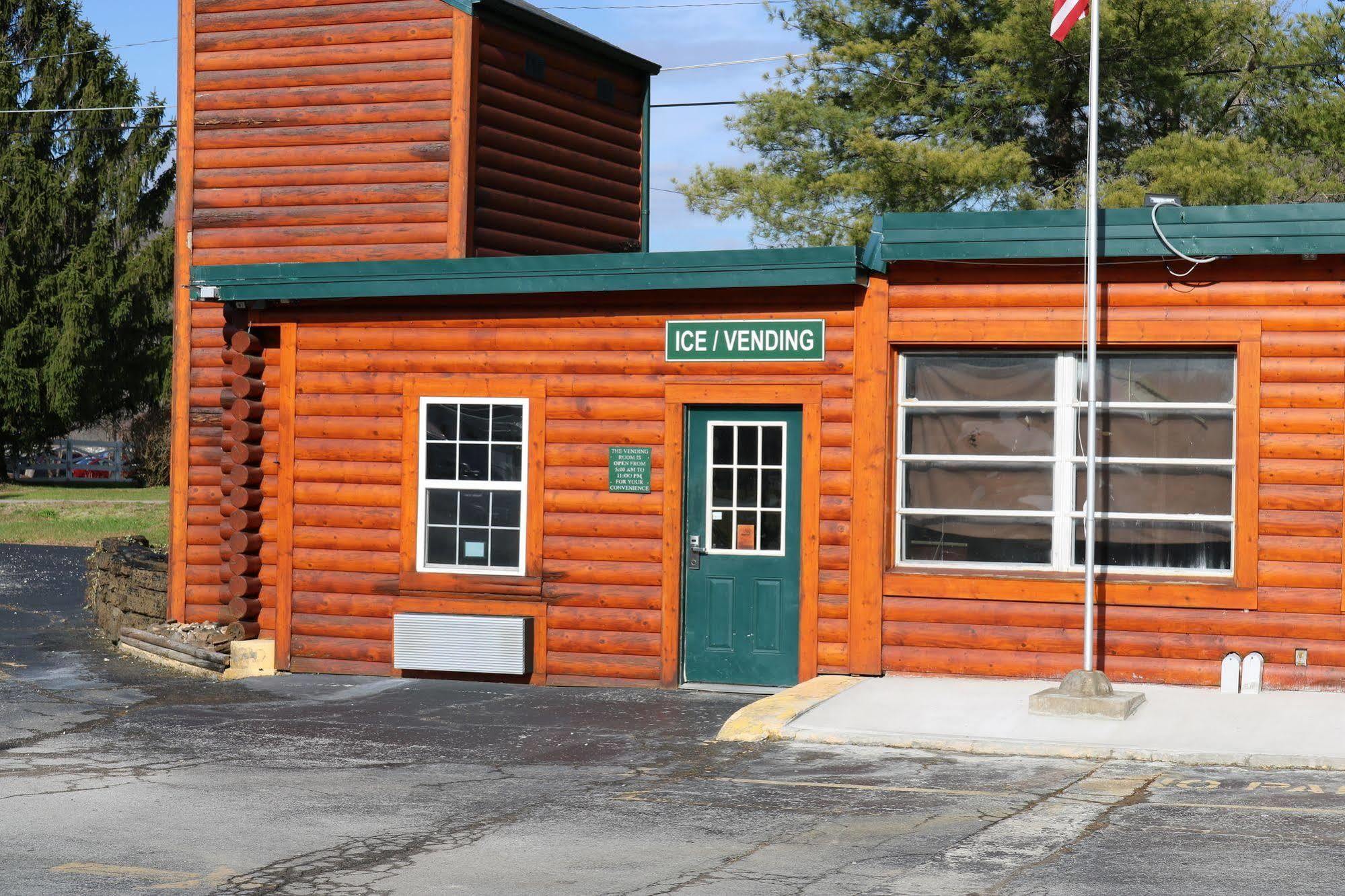 Rodeway Inn Harlan 外观 照片