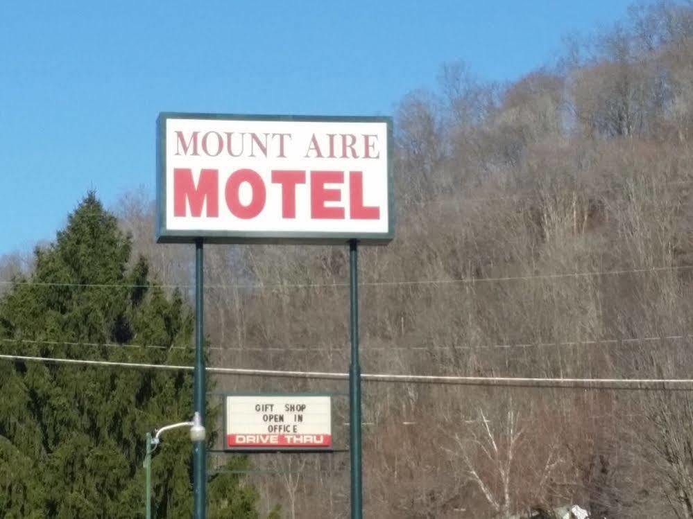 Rodeway Inn Harlan 外观 照片